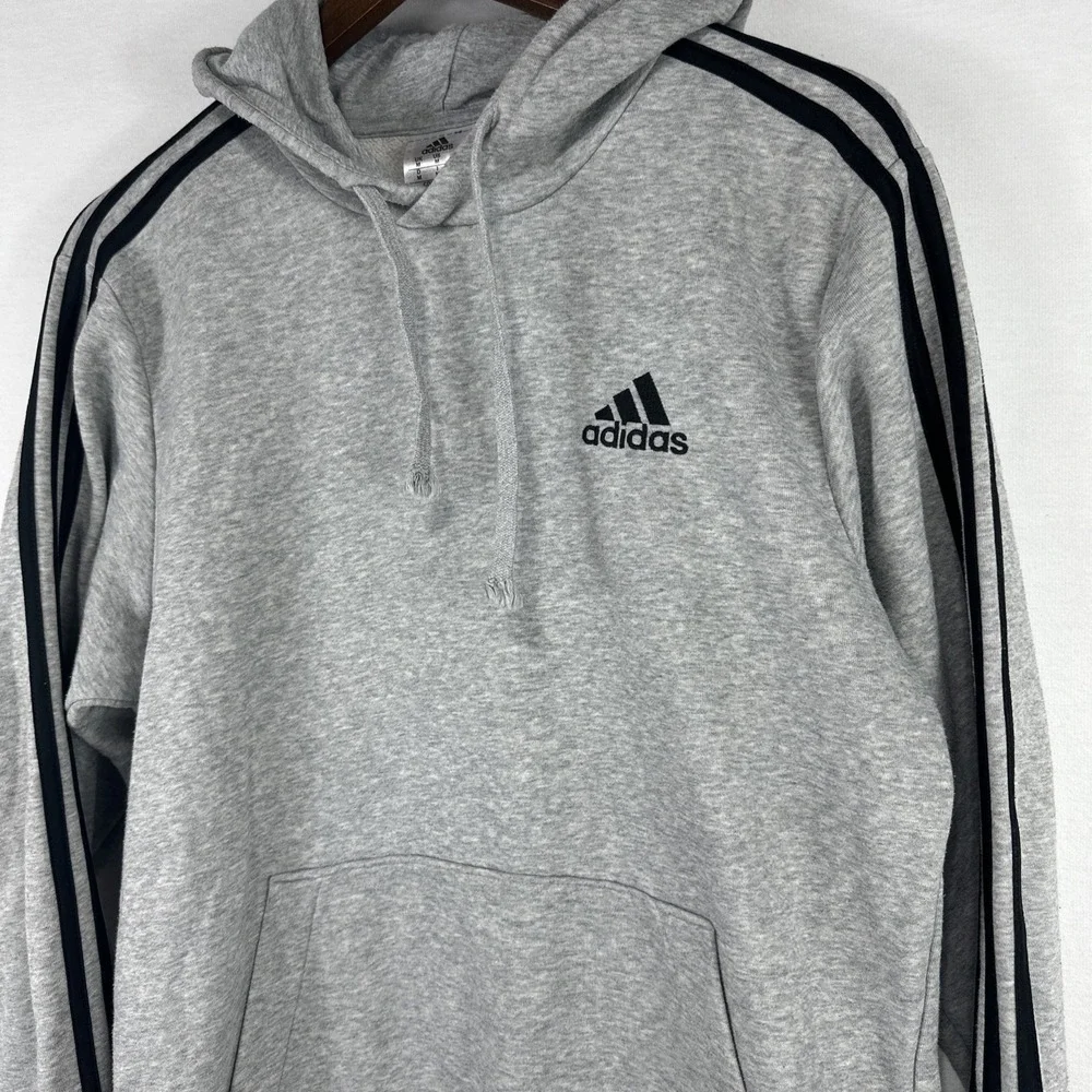 Adidas Hoodie Sweatshirt Mens Medium‎ Gray Hoodie Logo Pockets Long Sleeve logo